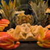 Signes pièce montée de fruits "La Rôtisserie Mobile"